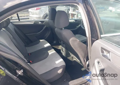 2017 Volkswagen Jetta 1.4T S z USA, uszkodzony, nr VIN 3VW2B7AJ0HM285436